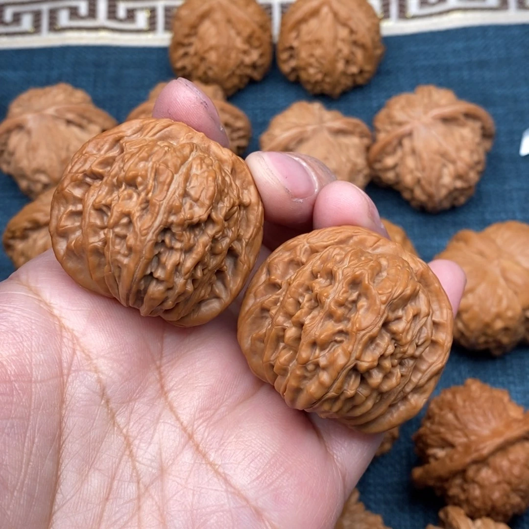 文玩核桃把件39.5精品汉高楼全品