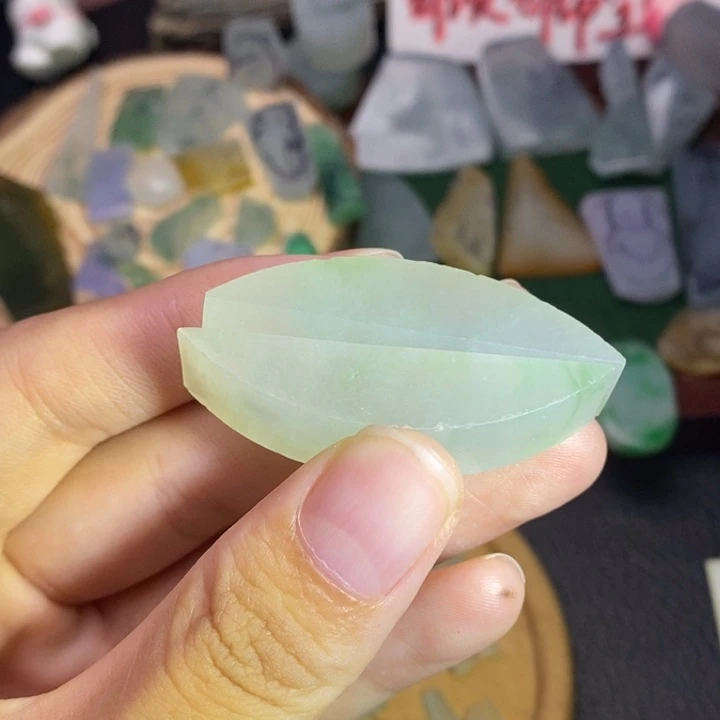 未镶嵌定制翡翠翡翠