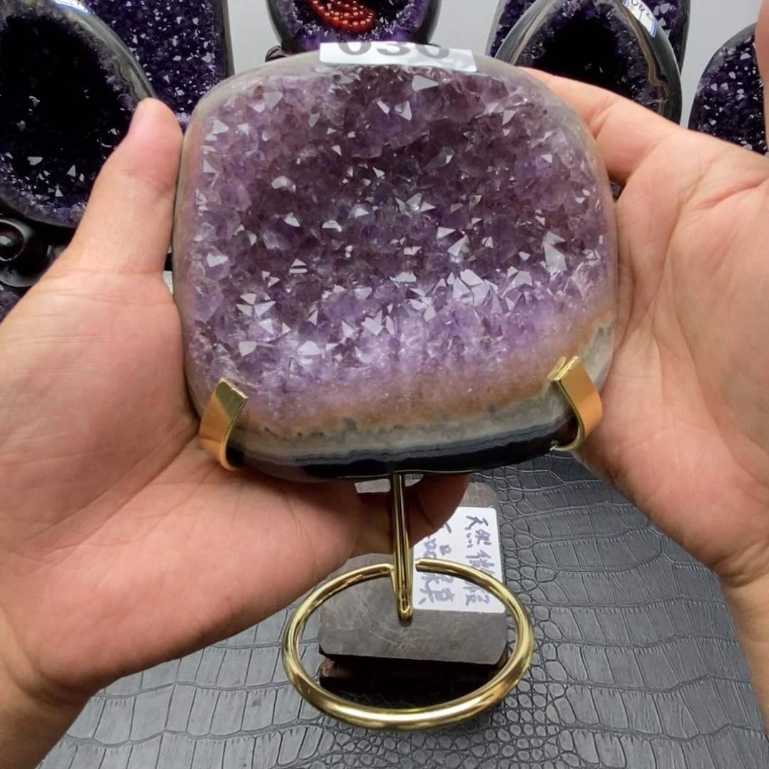 紫晶未镶嵌大型摆件（非配饰）