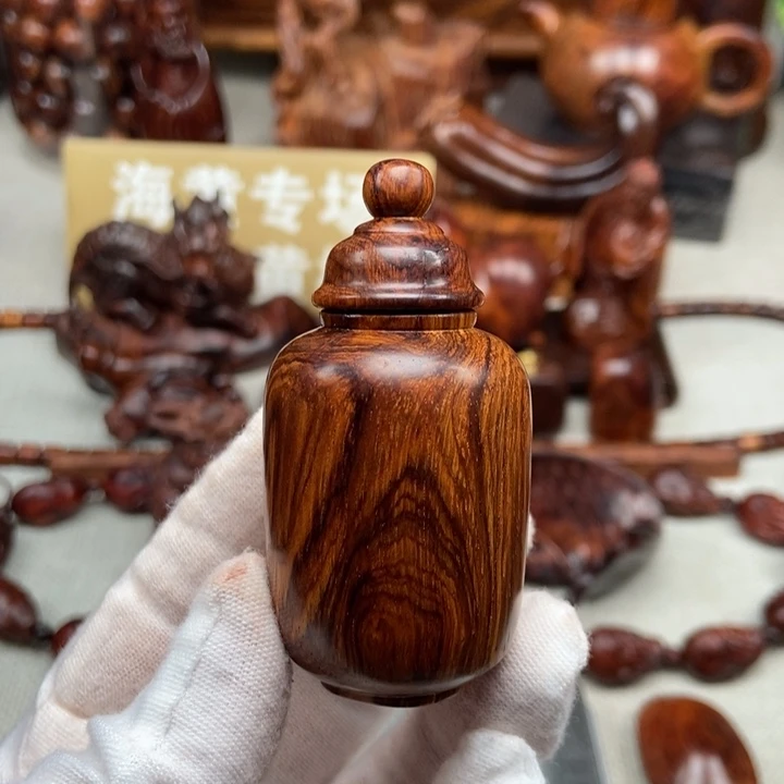 黄花梨/降香黄檀把件31.4克左右