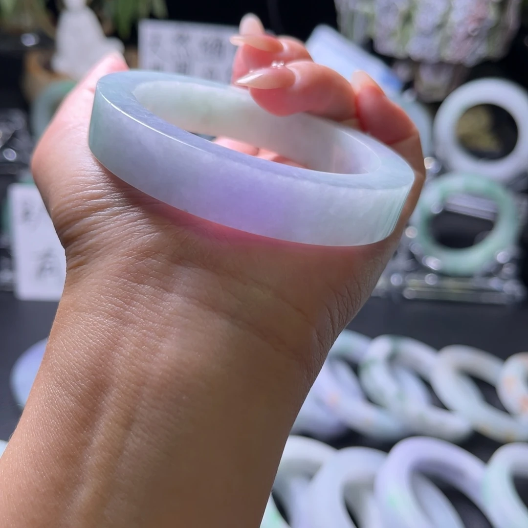 定制翡翠圈口未镶嵌