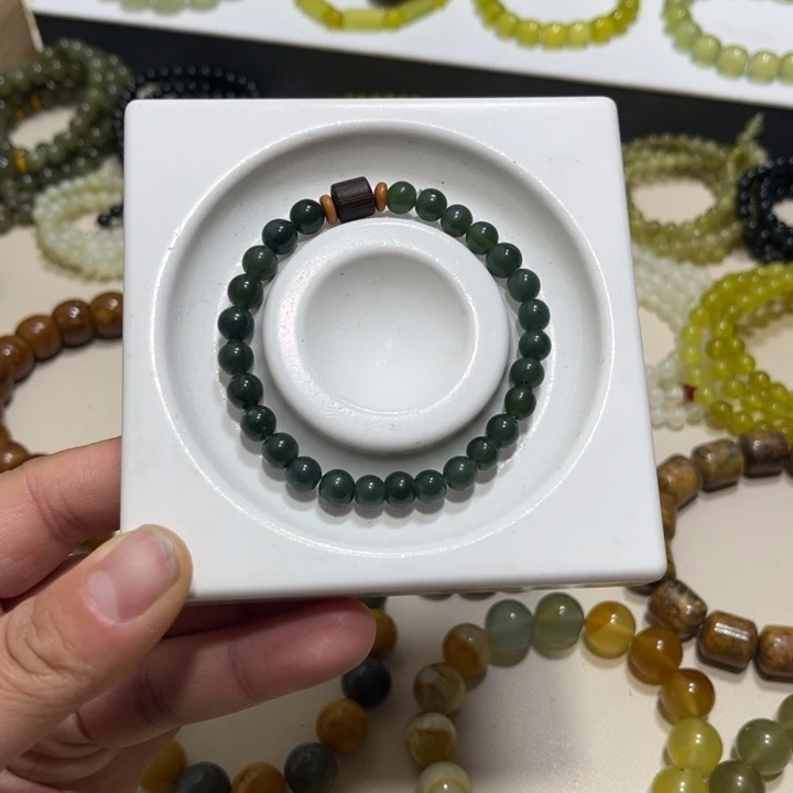 蛇纹石玉未镶嵌手链卡6