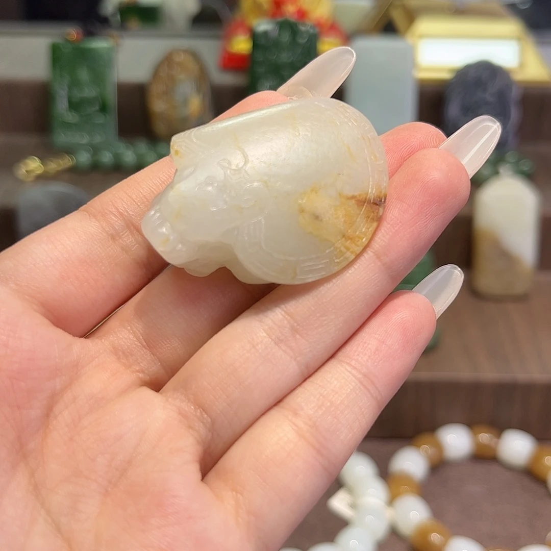 和田玉未镶嵌手串