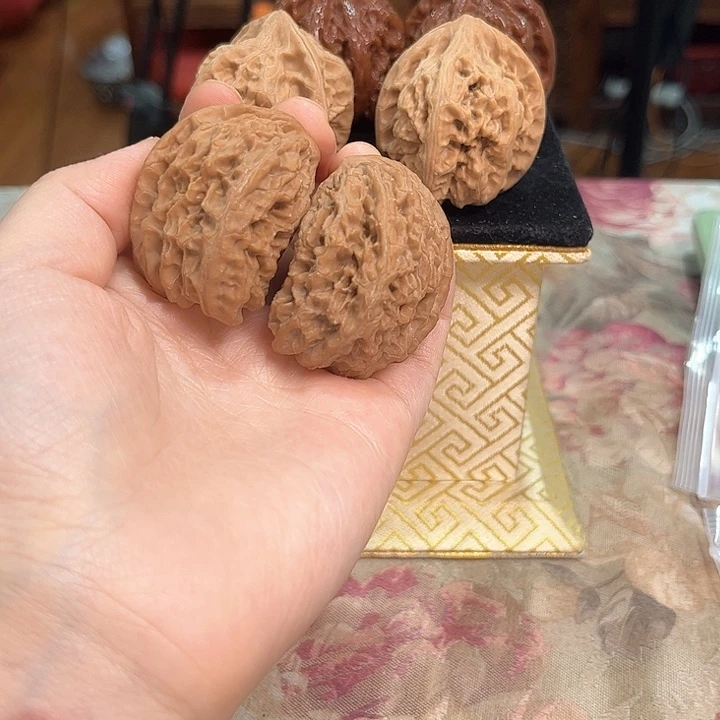 把件文玩核桃非嫁接马老四异形