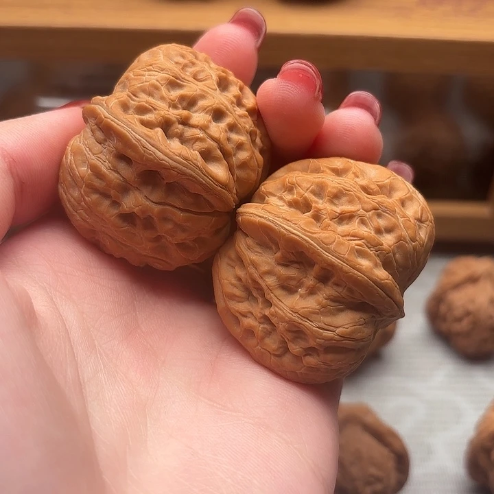 文玩核桃吊坠42.5元宝