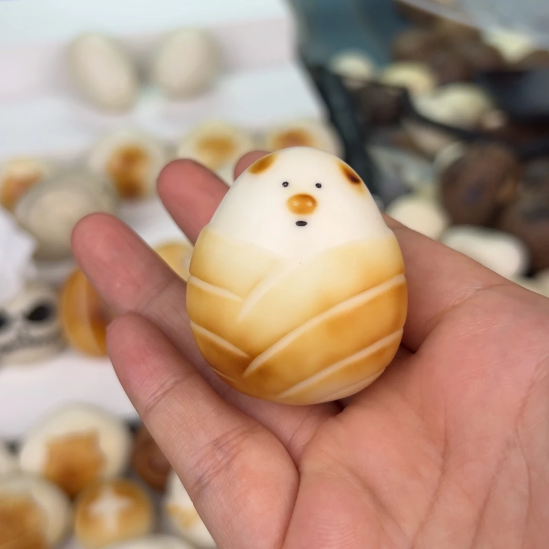 菩提根/象牙果把件腼***蓝雕刻猪猪粽子芽眼镶钻