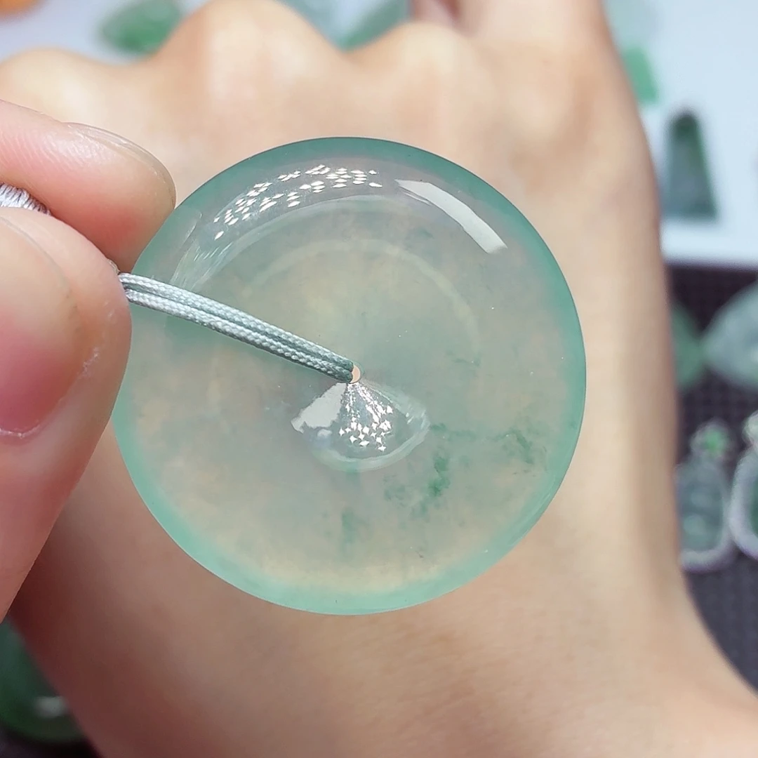 翡翠未镶嵌颈饰平安扣32.6mm-6.4mm