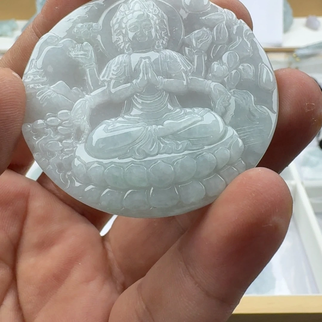 银***鞭翡翠未镶嵌颈饰天然缅甸A货翡翠