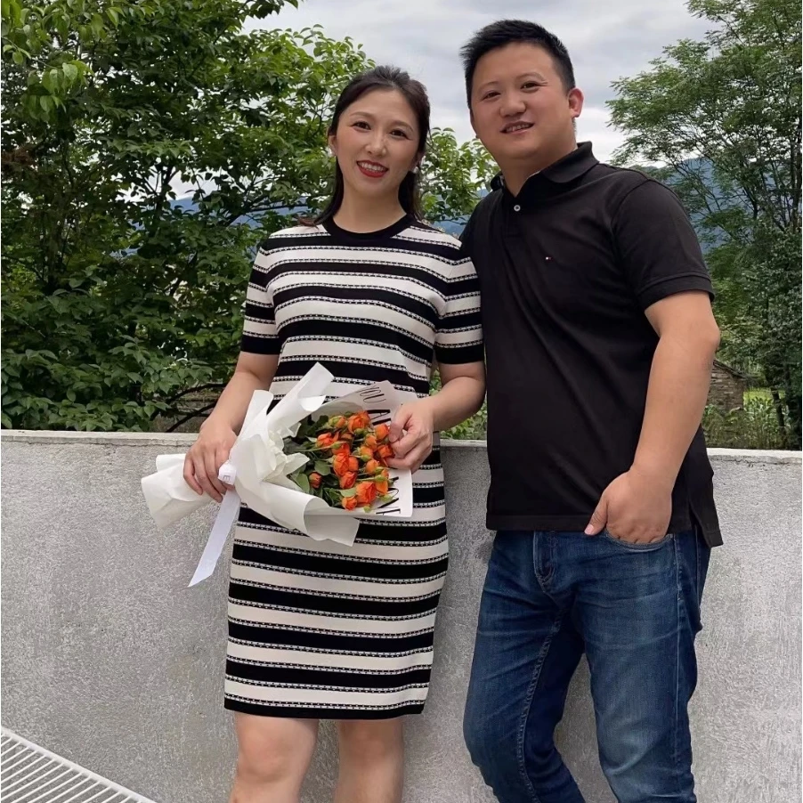 【美姐说】圆领提花短袖衫52702