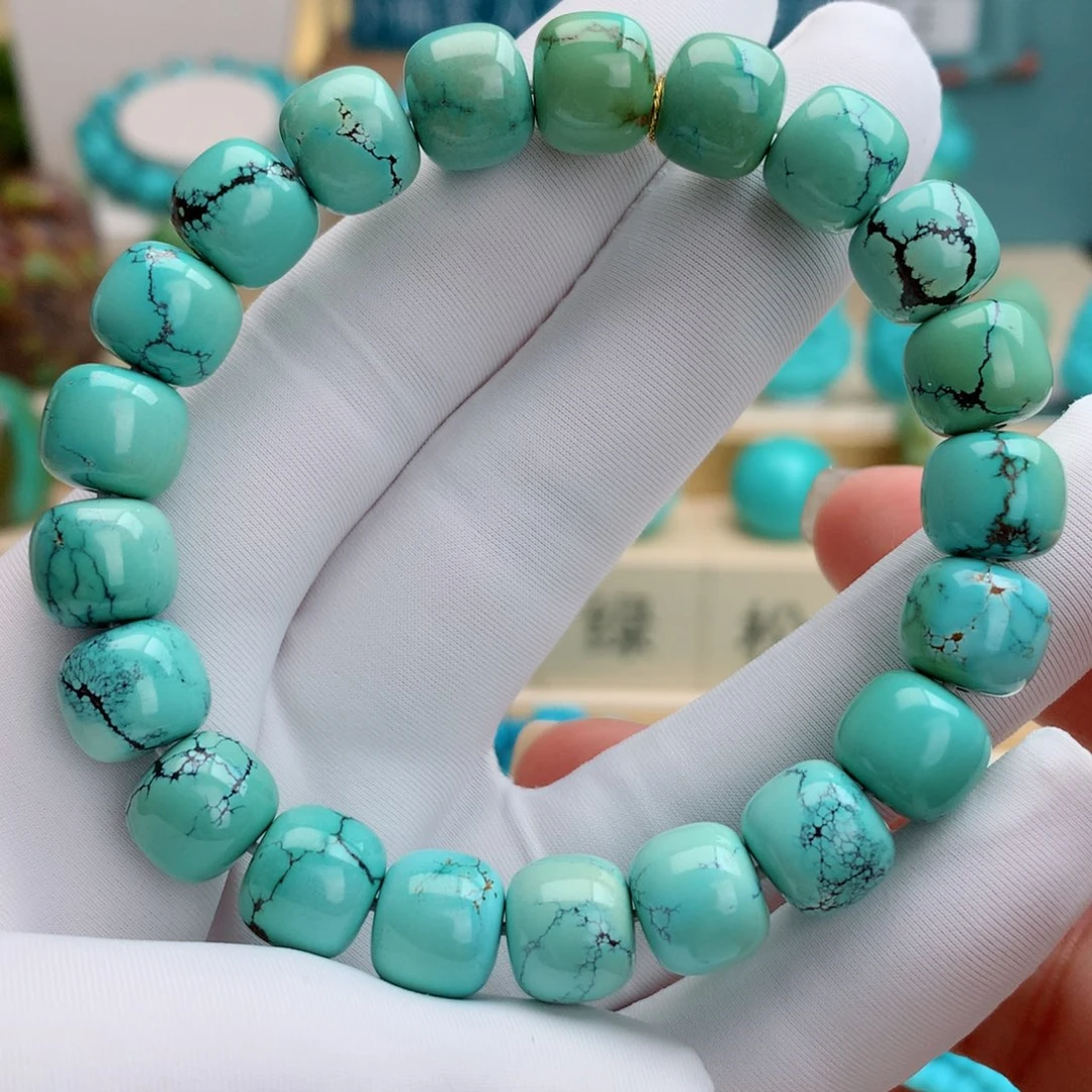 绿松石18K金镶嵌挂件