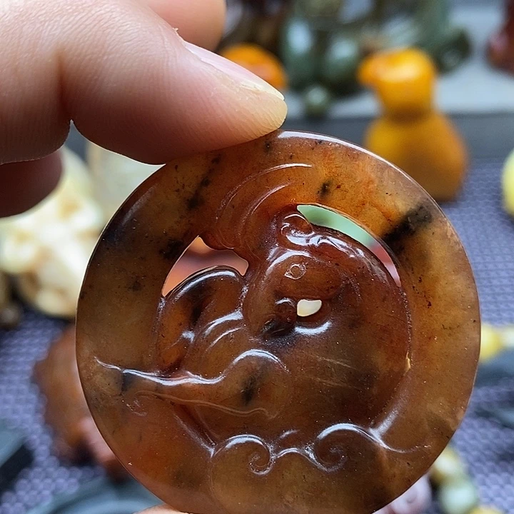 未镶嵌蛇纹石玉颈饰