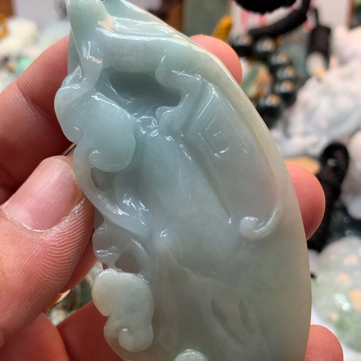 翡翠未镶嵌颈饰保真天然a货翡翠