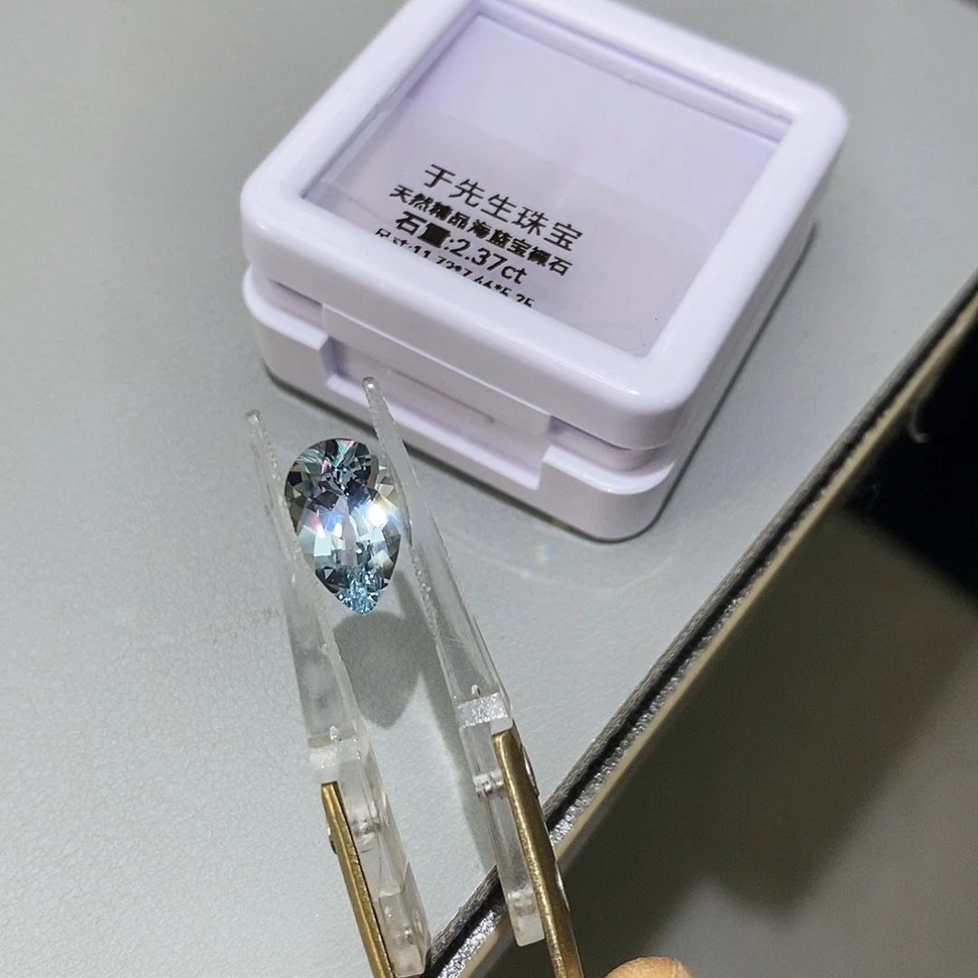 海蓝宝石裸石天然海蓝宝2.37克拉