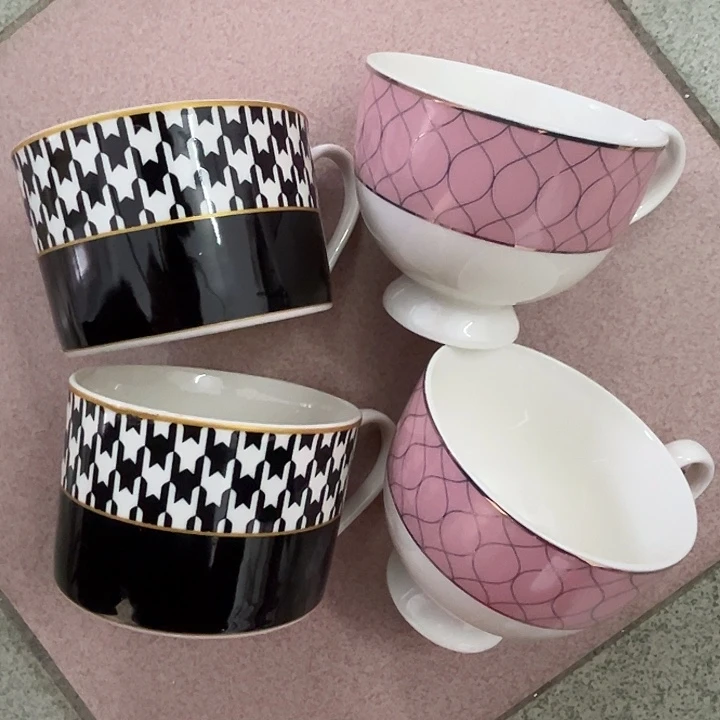 水***晶新骨瓷默认微瑕，四个杯子200毫升左右