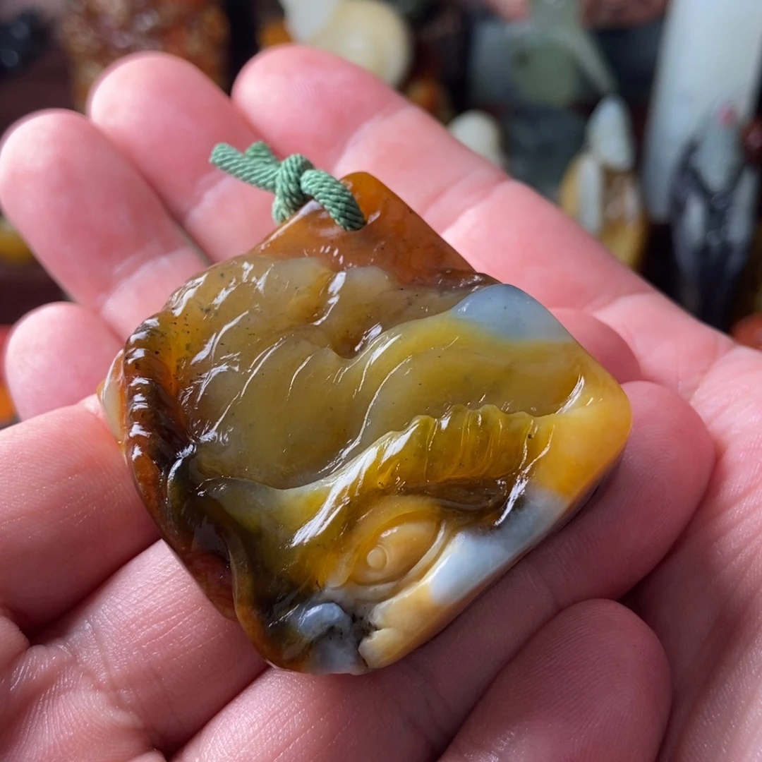 岫玉未镶嵌挂件牌子