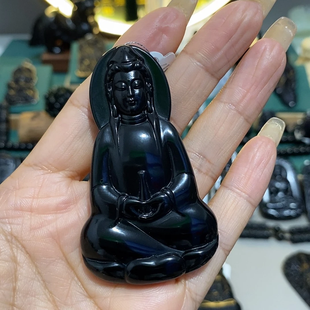 鹏***鹰蛇纹石玉未镶嵌颈饰