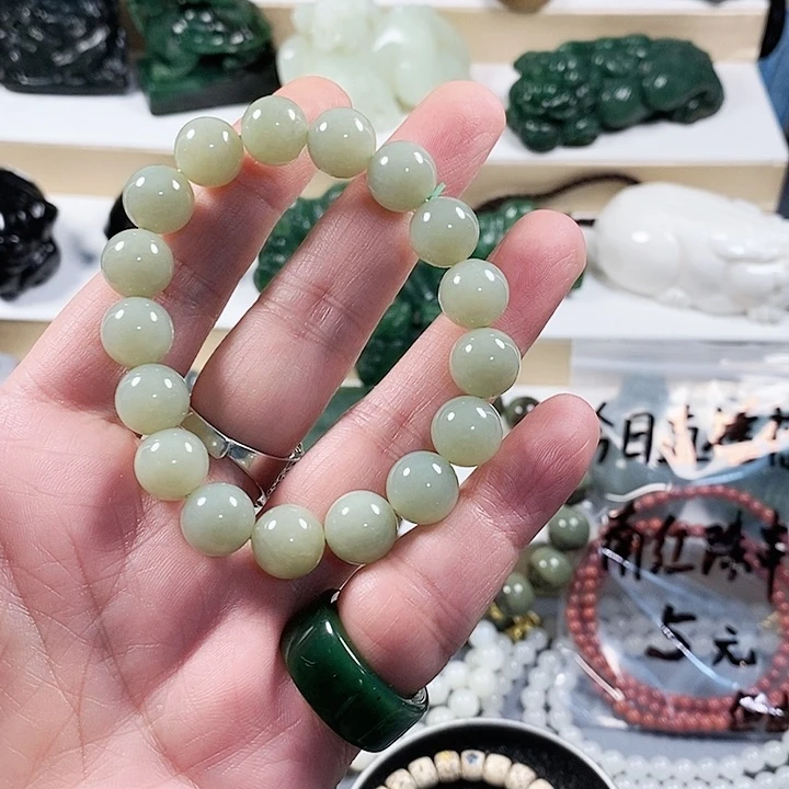 手链未镶嵌和田玉小****铺