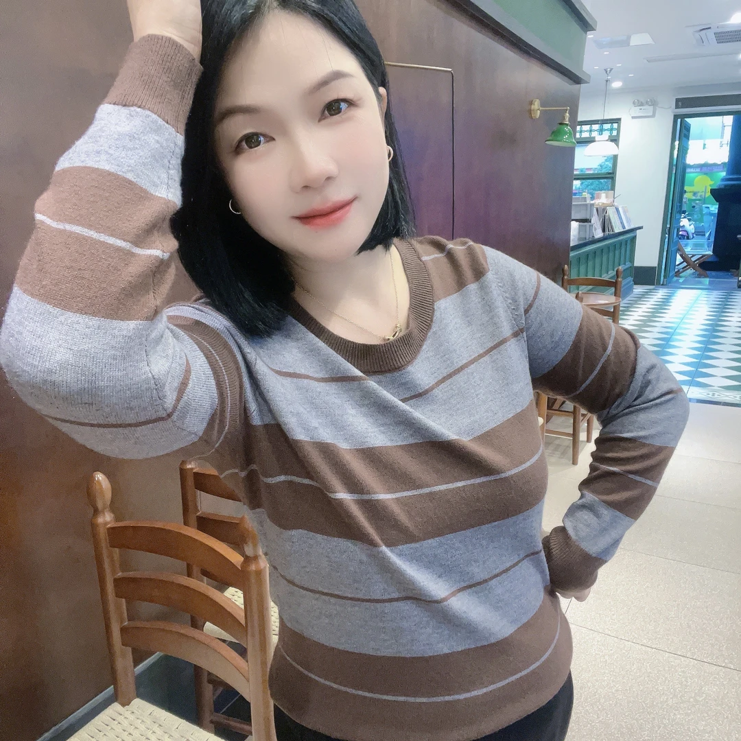 5534/5545系列款秋上新~丹宁风保暖条纹针织美拉德色系休闲假开衫