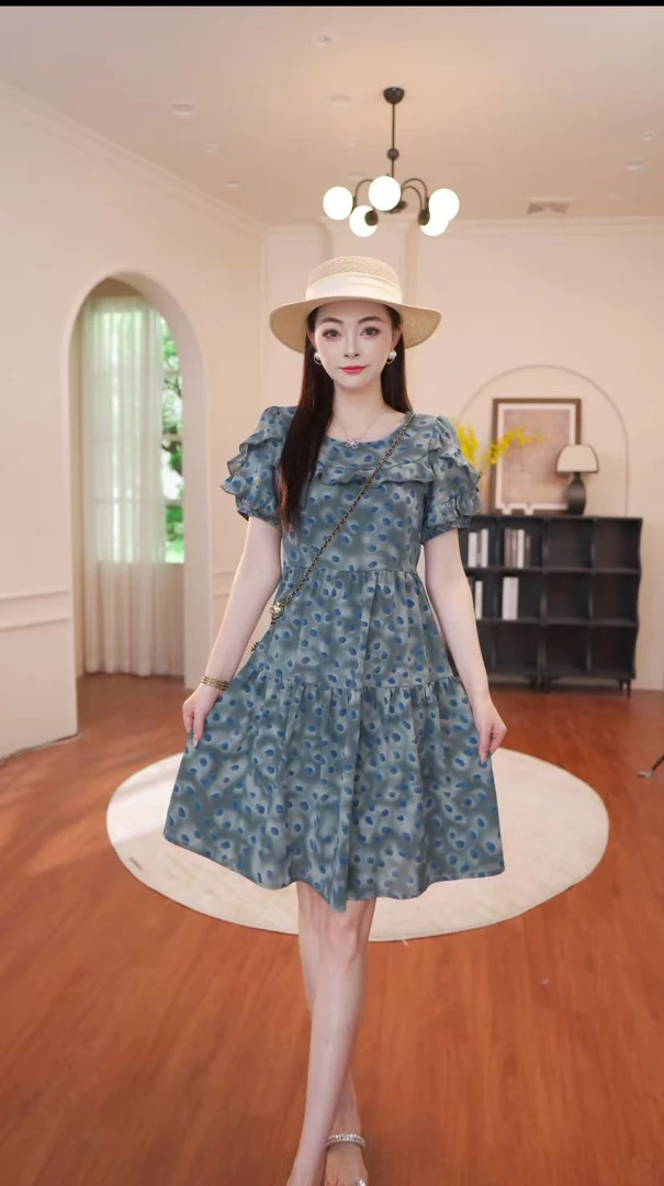 【有口袋】2025年夏季新款波点花边气质复古法式连衣裙