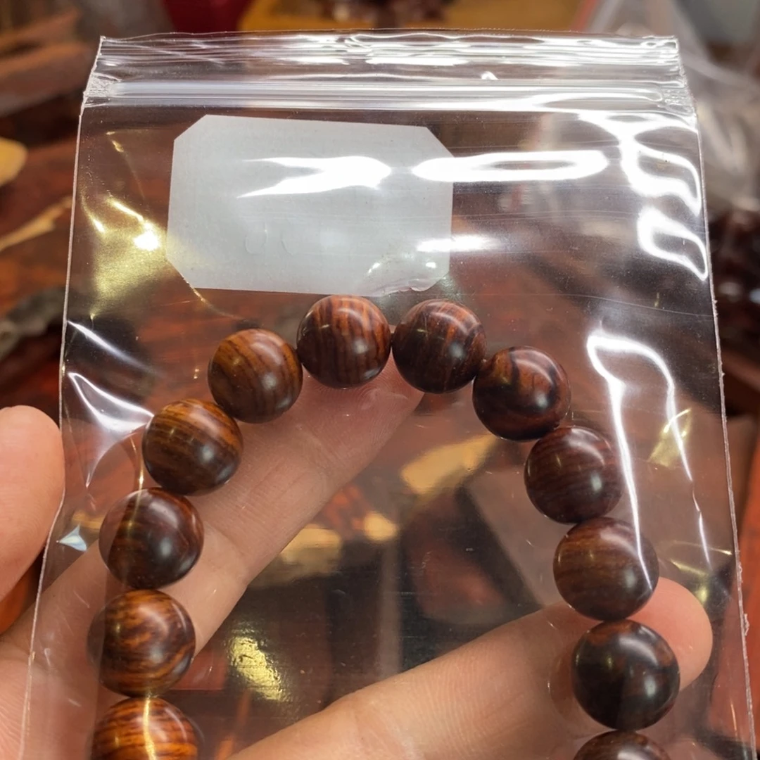 檀香紫檀（小叶紫檀）反****界