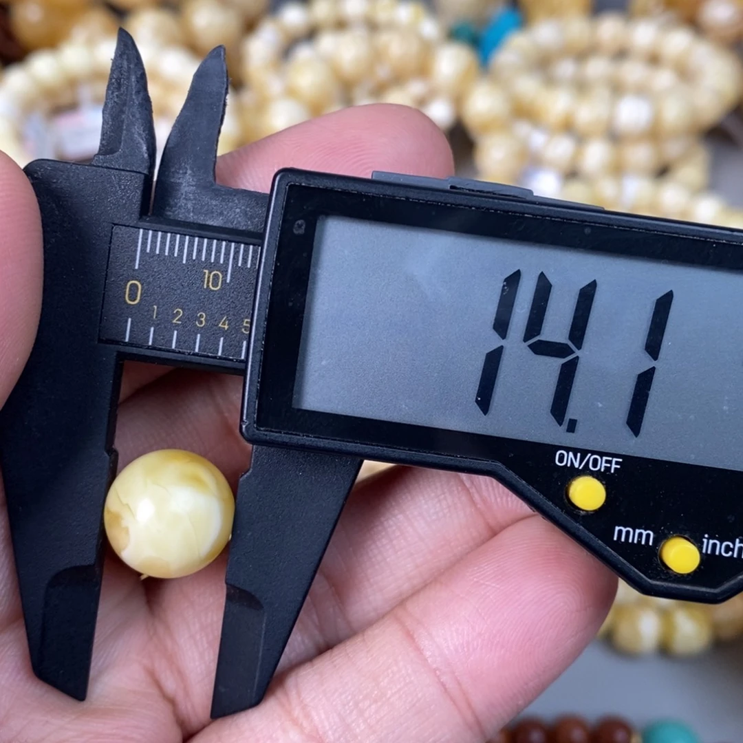 琥珀未镶嵌珠宝奇石1.6g
