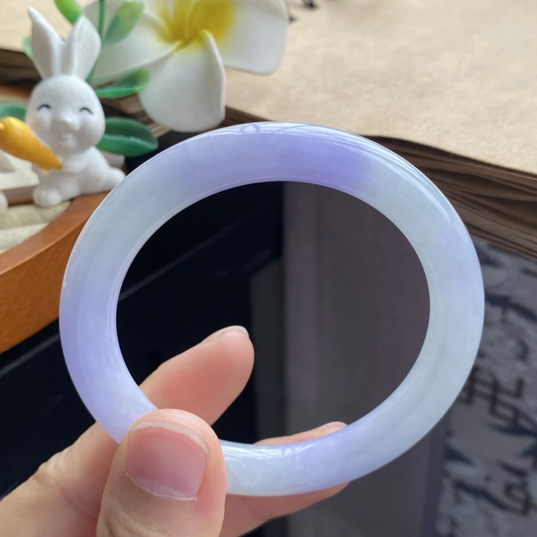 1.26批13611号手镯！52.8-9-8.4！圆条！春彩色有着仙女般的颜值