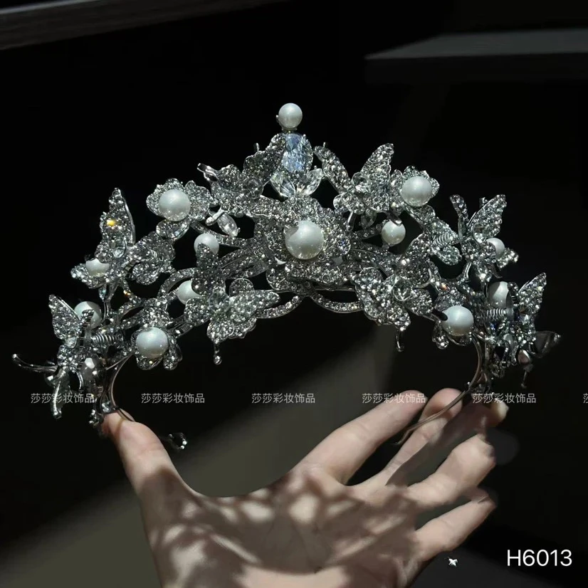 H6013 皇冠珍珠蝴蝶满钻轻奢大气新娘结婚婚纱礼服百搭头饰