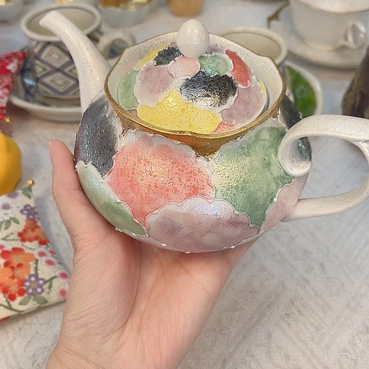 瓷片The first thing