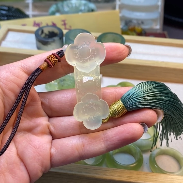 蛇纹石玉未镶嵌吊坠(赠链)防漏玉如意