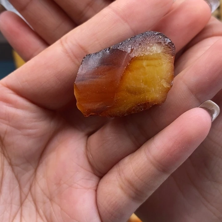 9****定制琥珀未镶嵌蜜蜡