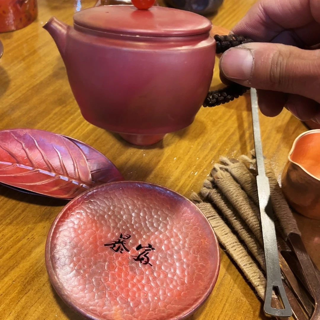 汉瓦壶手工锻打工艺