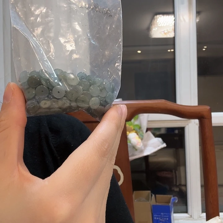 翡翠未镶嵌颈饰平安扣福利