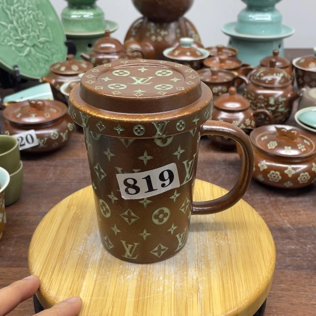 特价福利带盖青瓷