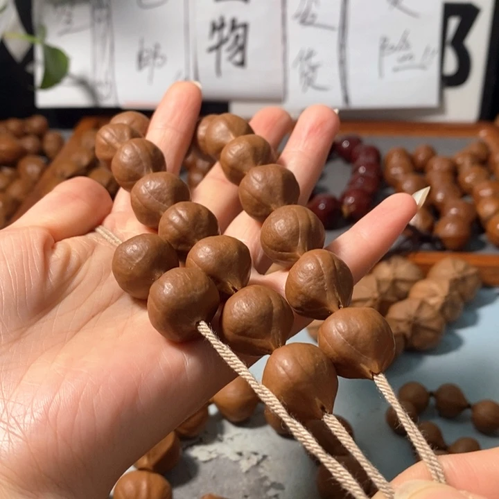 橄榄核手串16*18精品蒜头铁核16+2颗