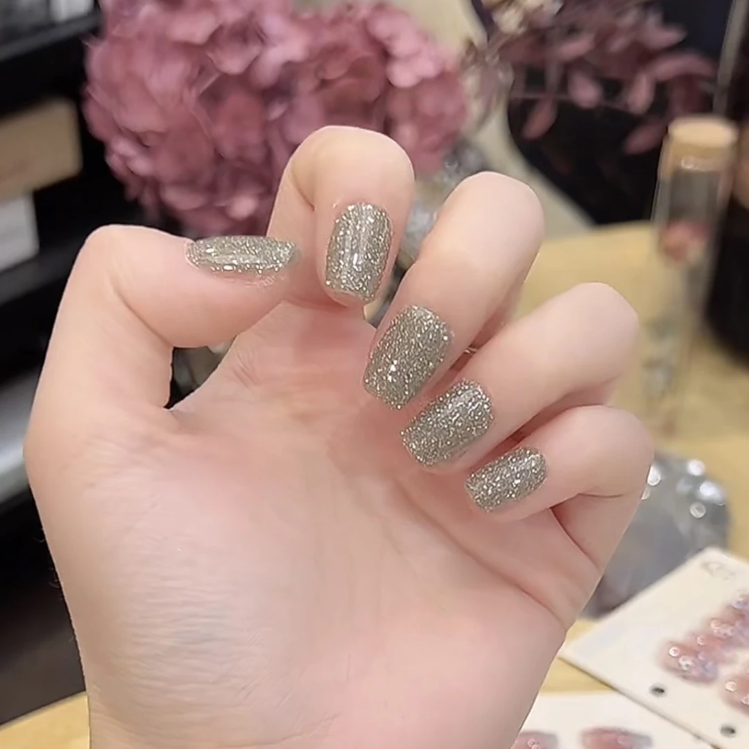 【绿色碎钻-孤品微瑕NO退换补】鹿鹿家-纯手工穿戴甲