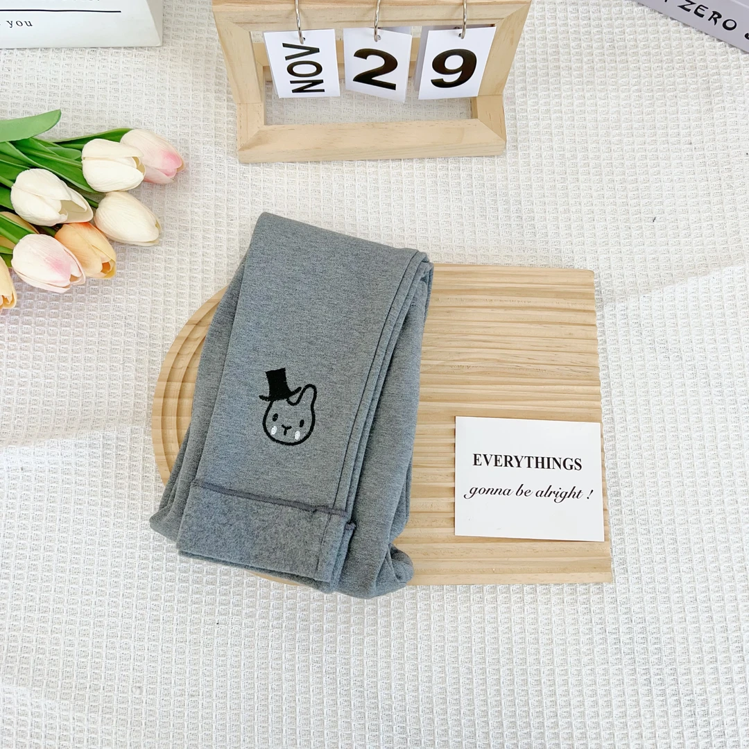 女童内里磨毛小猫字母刺绣圈边打底长裤