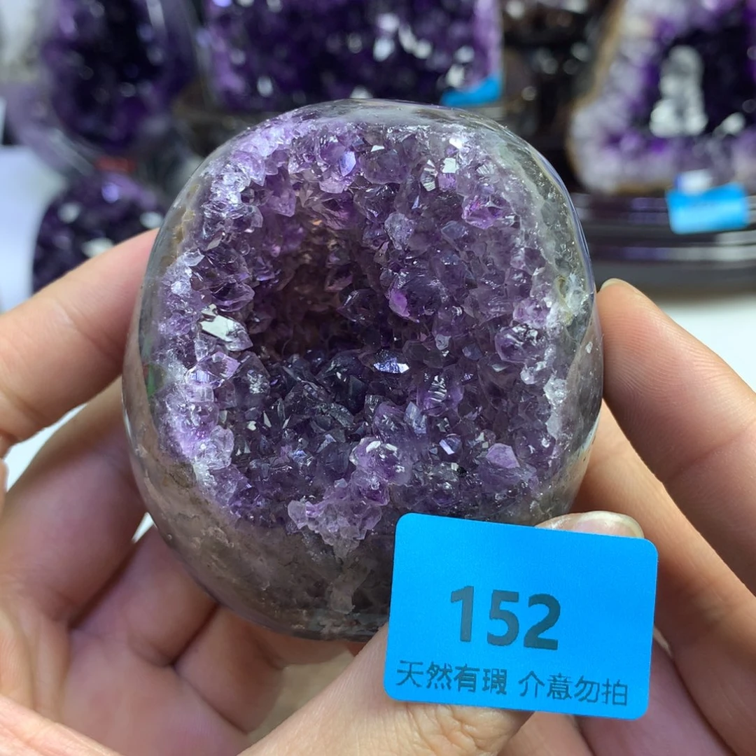 未镶嵌水晶大型摆件（非配饰）