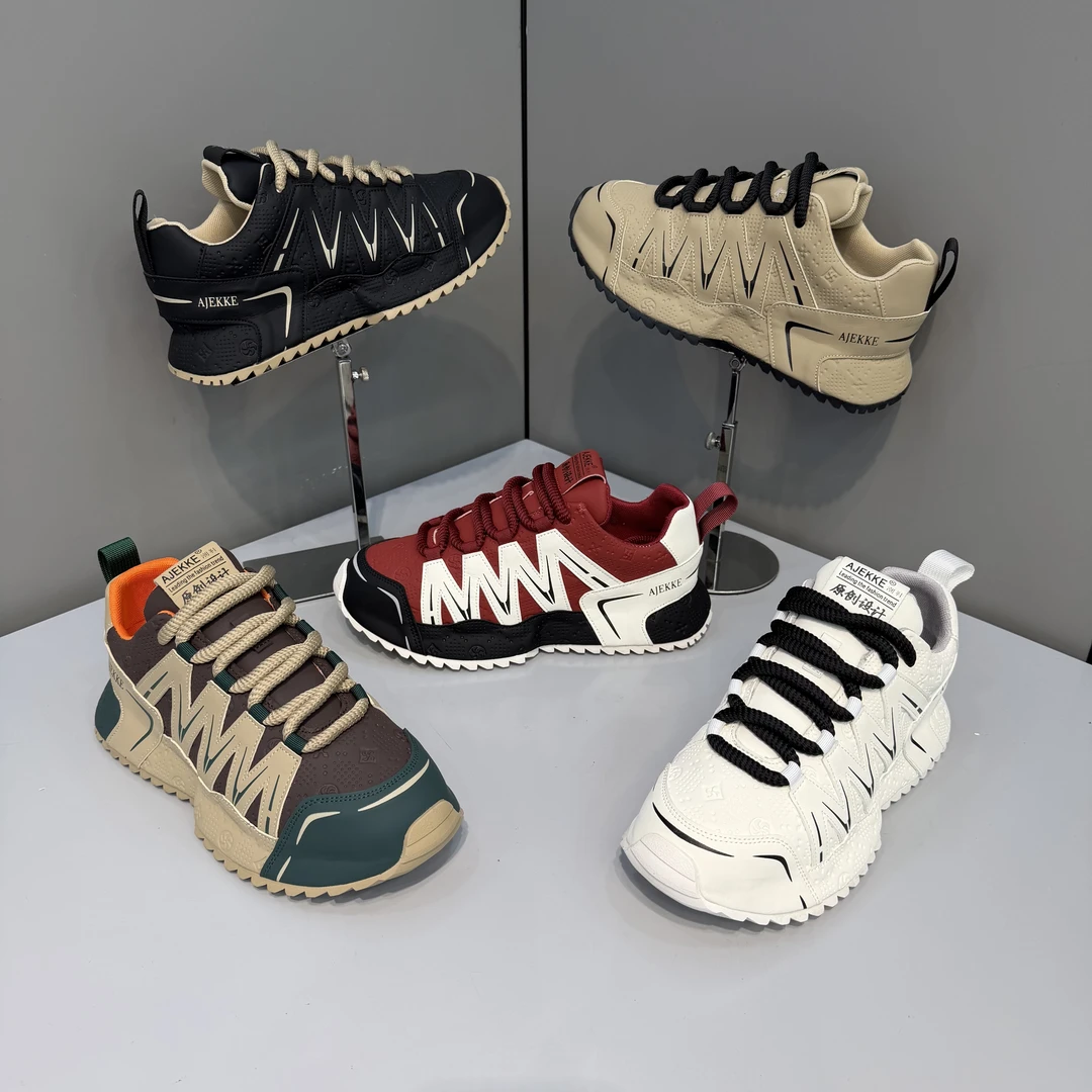 2025 男士运动时尚个性秋冬新款加棉时尚休闲潮流潮鞋（皮鞋尺码）