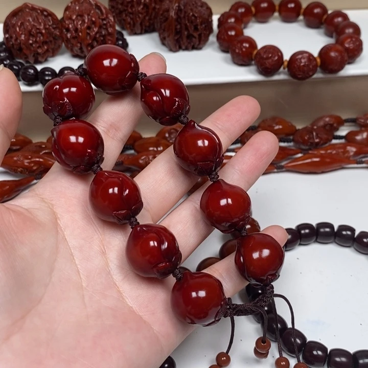 韩***/猴头雕刻艺术的发展