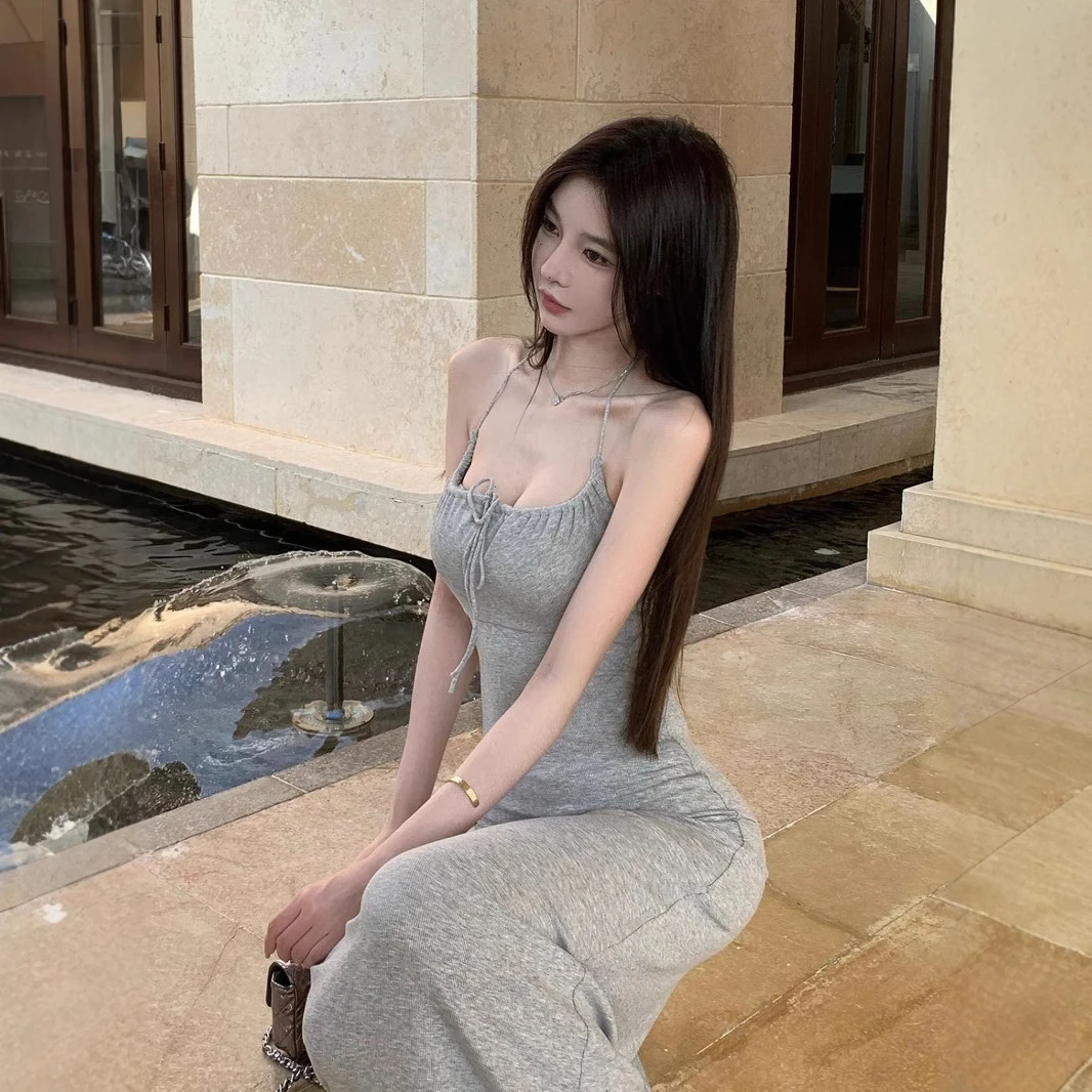 气质法式赫本风连衣裙高级感长裙吊带连衣裙女薄款裙子女夏连衣裙