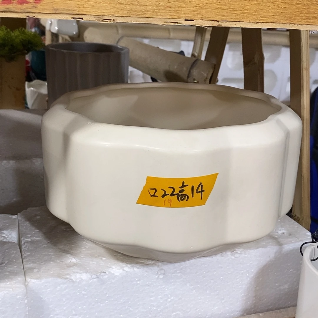 摆件陶陶盆有孔 瑕疵介意勿拍