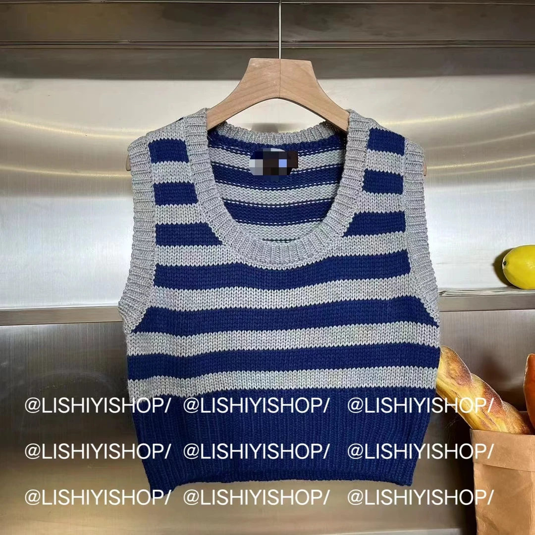 【小千金】撞色减龄针织条纹背心珍2063