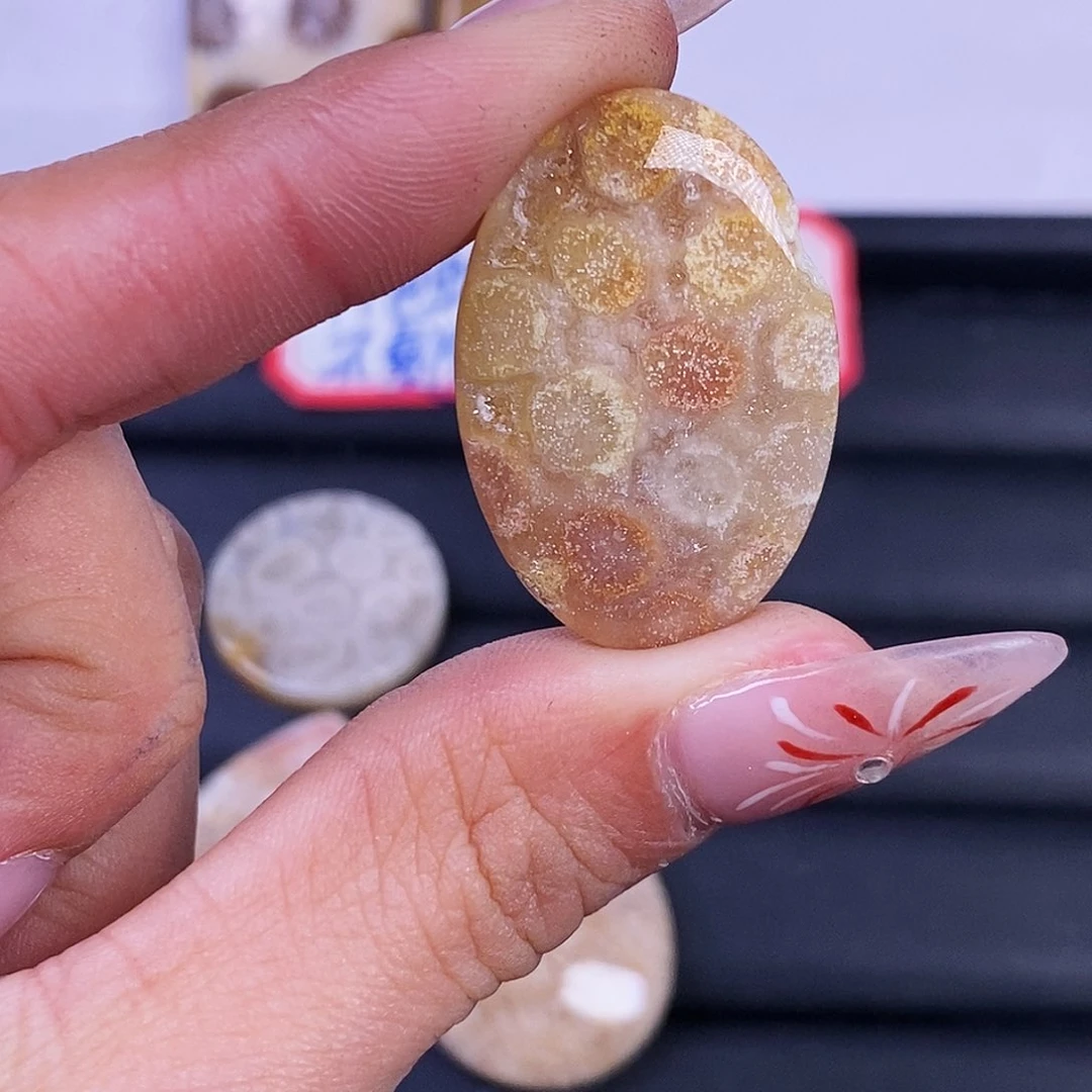 硅化玉颈饰合金p****e吊坠