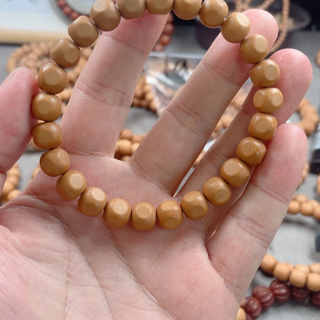 猴头核桃手串?****࿐8.5小六方