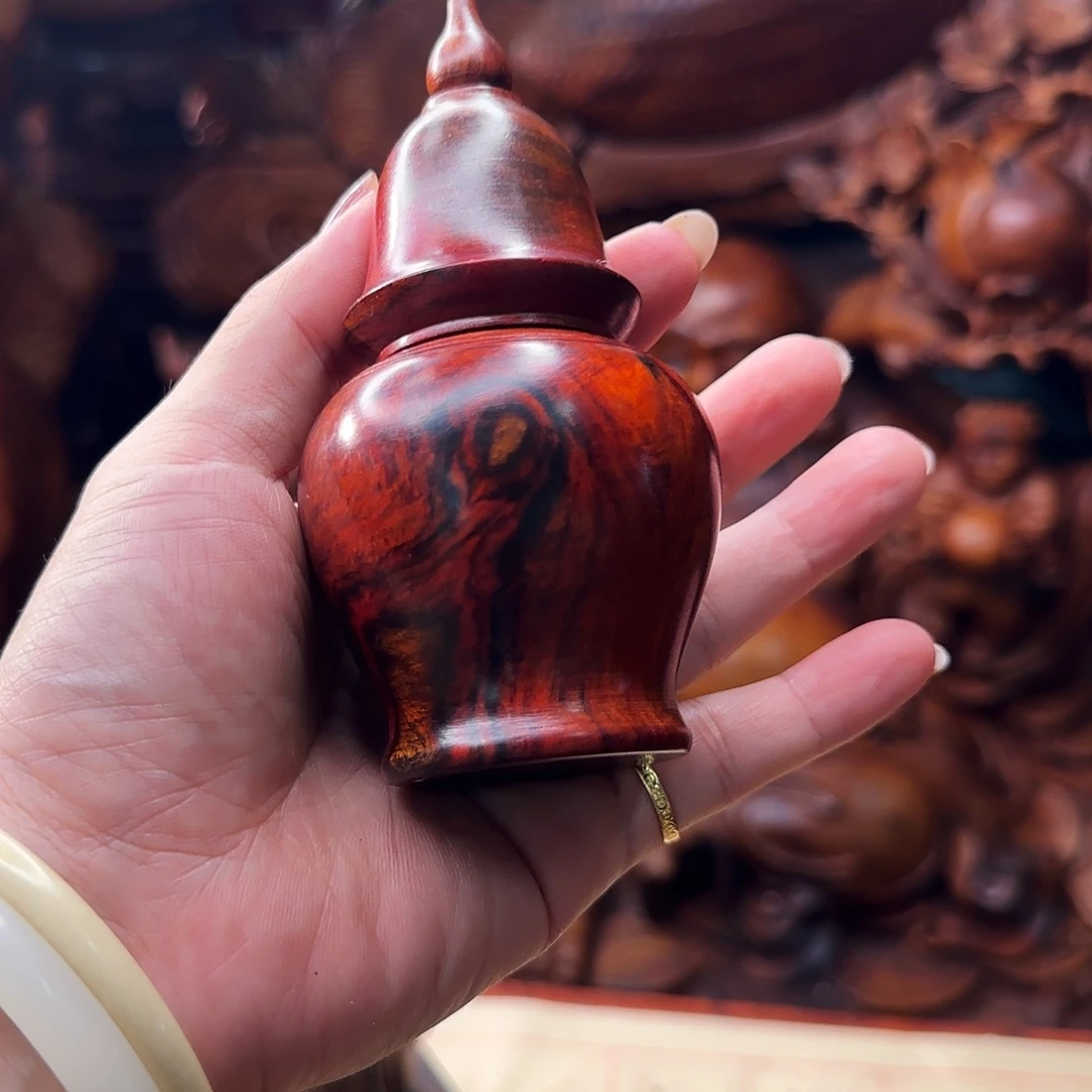 楚***瑾大果紫檀（缅甸花梨）