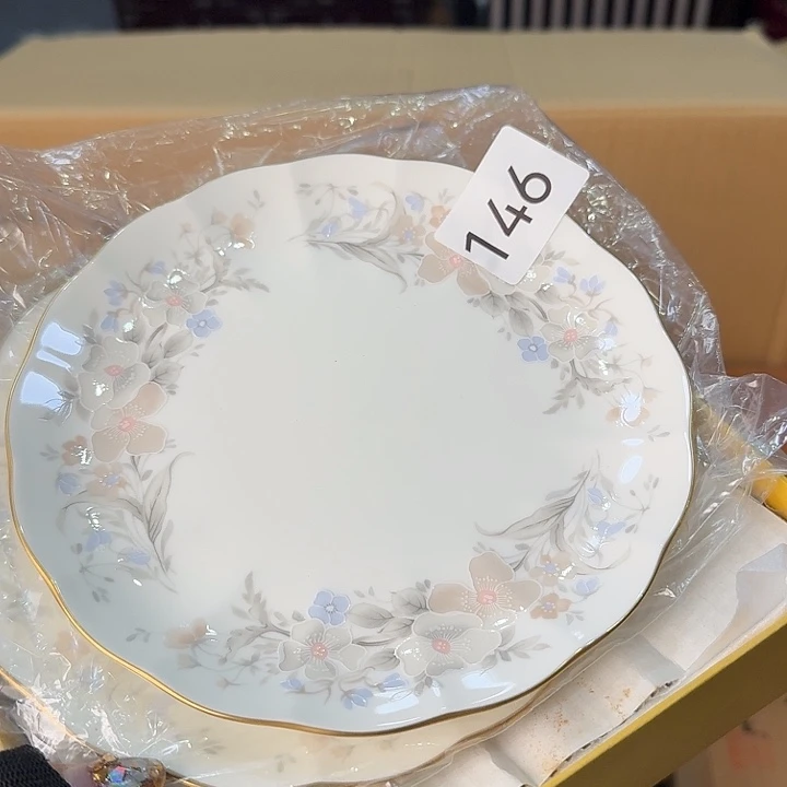 瓷片很好看的小盘子