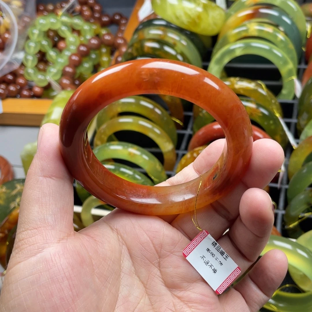 未镶嵌蛇纹石玉手镯微瑕