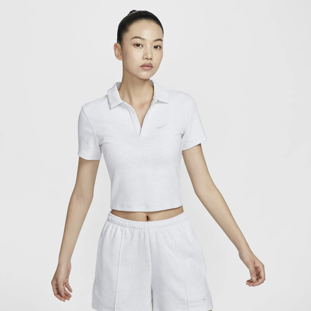 Nike Sportswear Essential女子短袖翻领上衣 DV7885-051