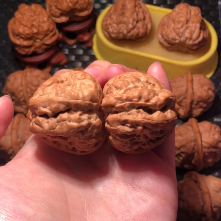 文玩核桃把件39四开八腿蛙王