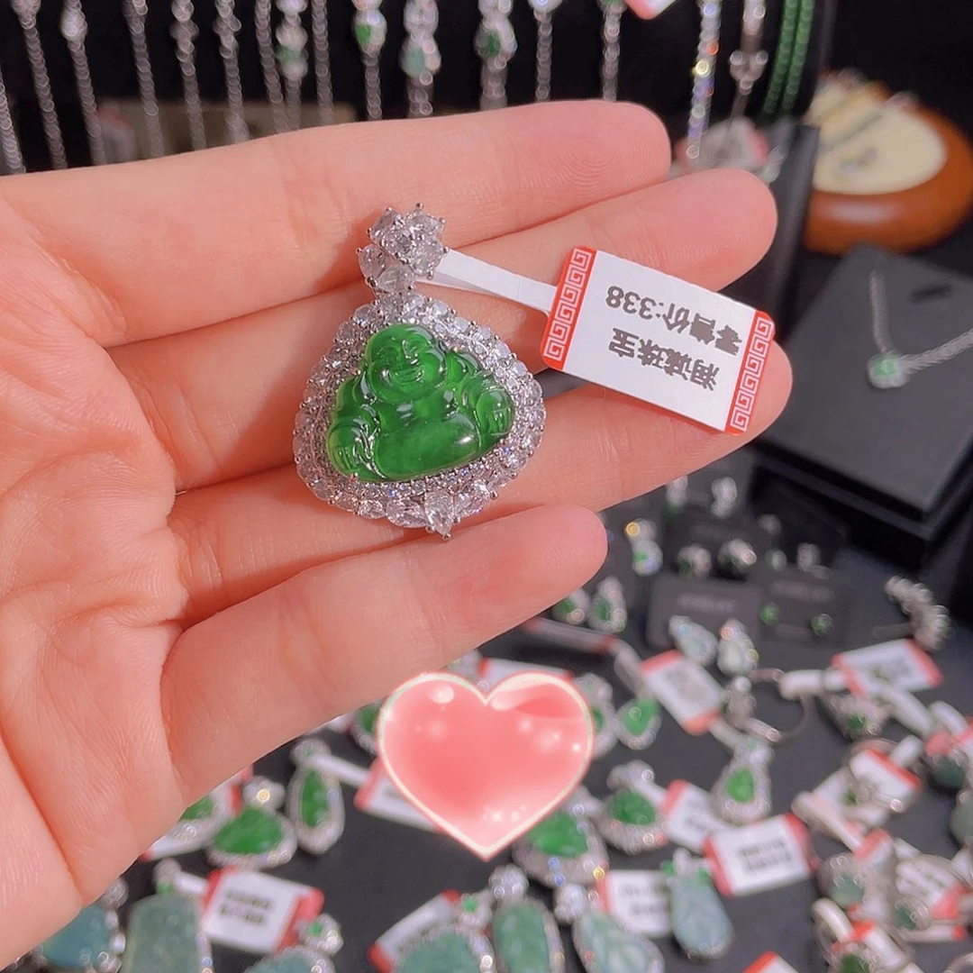 吊坠(不含链)未镶嵌翡翠